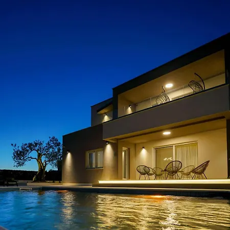 بيت للعطل Manimm *